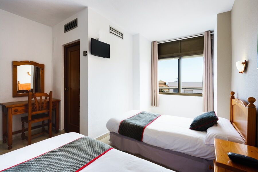 Oyo Hotel Costa Andaluza Motril Exterior foto